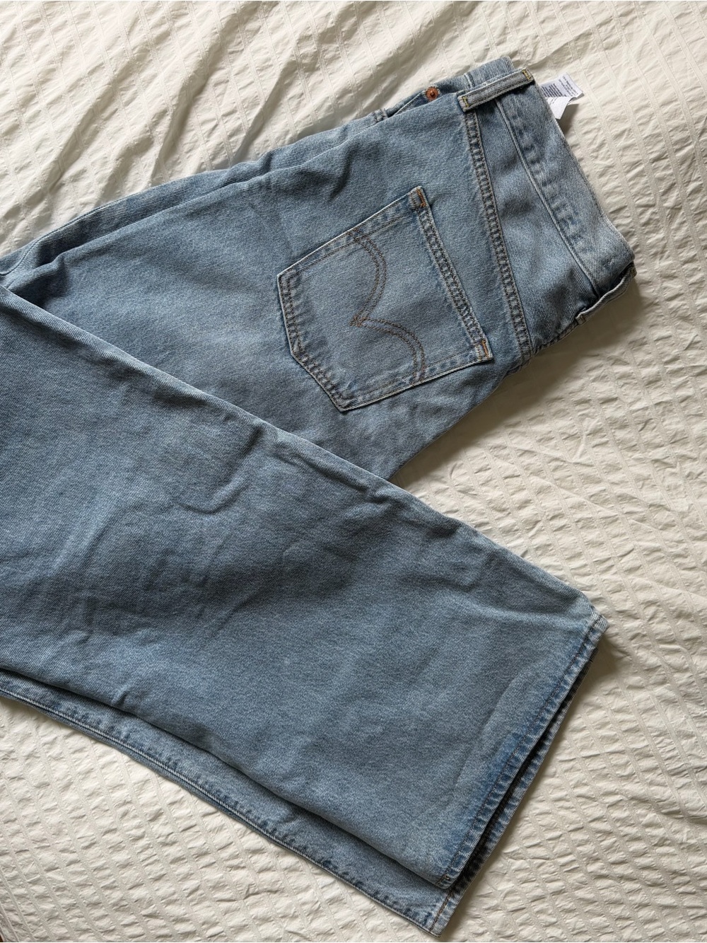 Levi's Ribcage Wide Leg Women’s Jeans - Picture 3 of 3